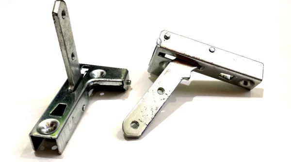 ПАНТИ КОМПЛЕКТ ЛЯВА И ДЯСНА ЗА ГОТВАРСКА ПЕЧКА ELECTROLUX ZANUSSI AEG 50226135007, 50247359008