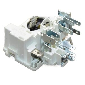 ПУСКОВО РЕЛЕ КОМПЛЕКТ 1/5 HP ЗА КОМПРЕСОР НА ХЛАДИЛНИК UNIVERSAL QP3-15/C